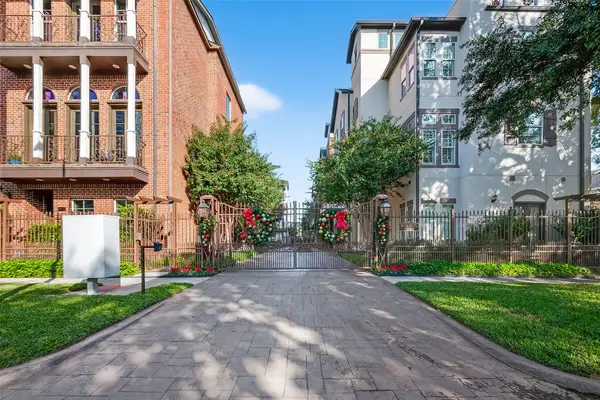 912 Lovett #C, Houston, TX 77006