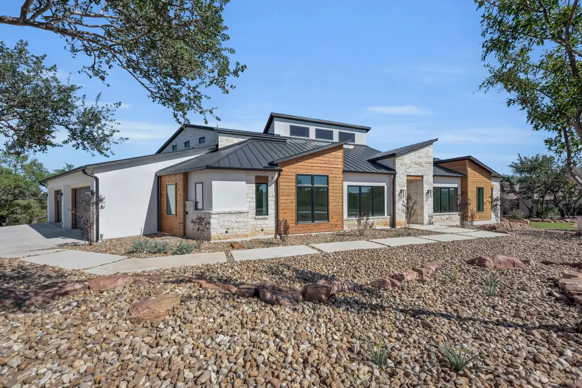 101 Silver Way, Horseshoe Bay, TX 78657 - Image #1