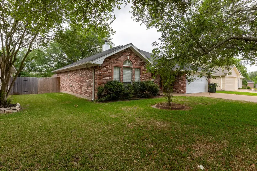 4802 Treadgold Lane, Bryan, TX 77802 - #3