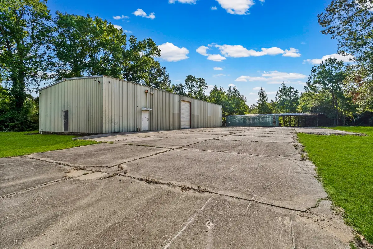 1378 North Duck Creek A Road, Cleveland, TX 77328 - #1
