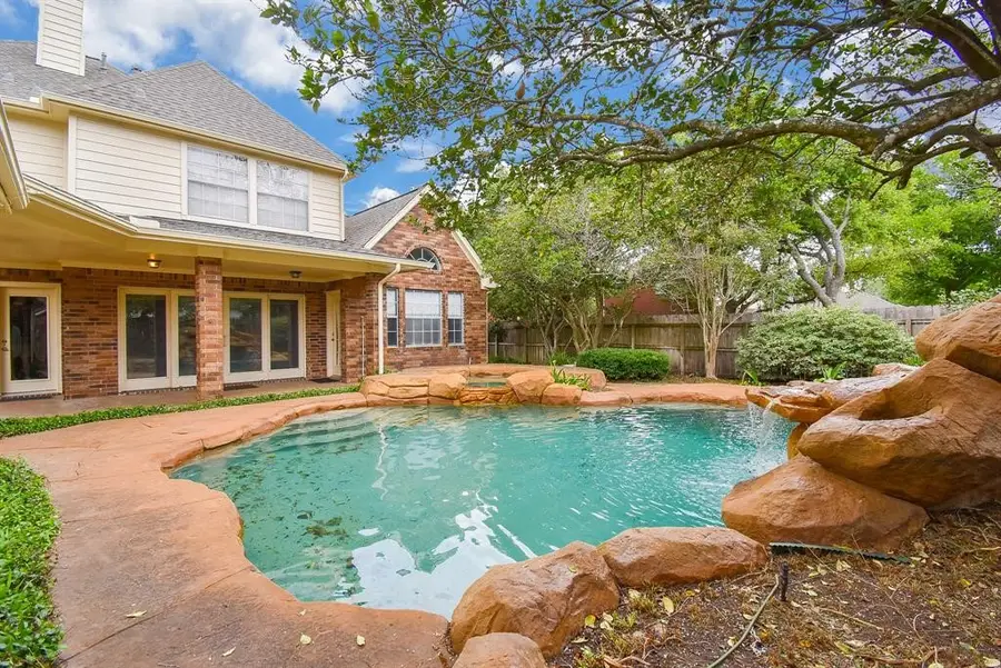 16703 Chestnut Meadow Court, Sugar Land, TX 77479 - Image #2