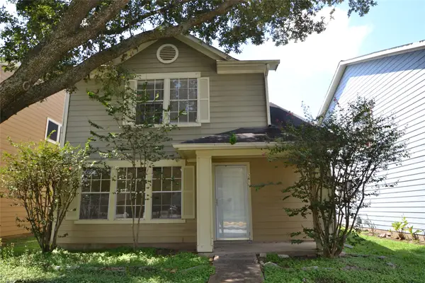 3811 E Traditions Court, Houston, TX 77082