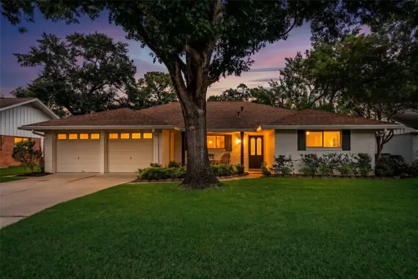 10502 Shadow Wood Drive, Houston, TX 77043