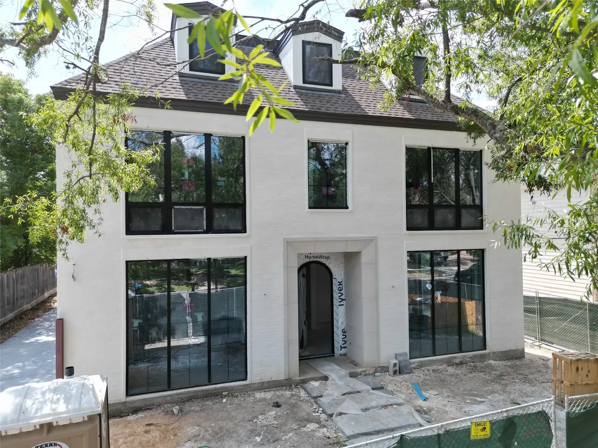 2217 Pelham Drive, Houston, TX 77019 - Image #1