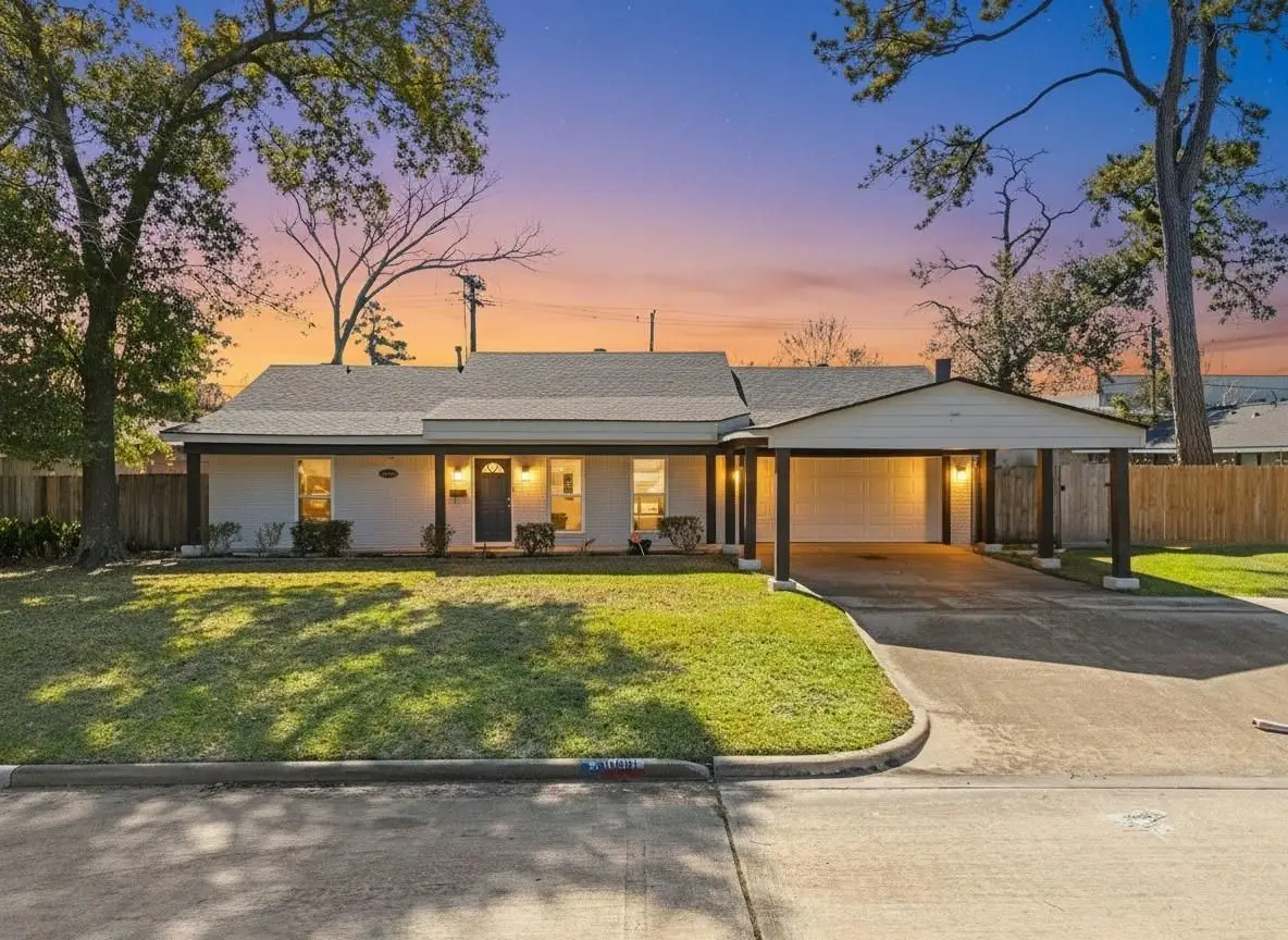 10151 Brinwood Drive, Houston, TX 77043 - Image #1