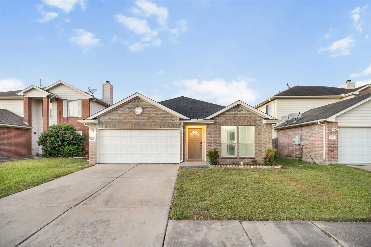 8906 Westplace Drive, Houston, TX 77071 - Image #1