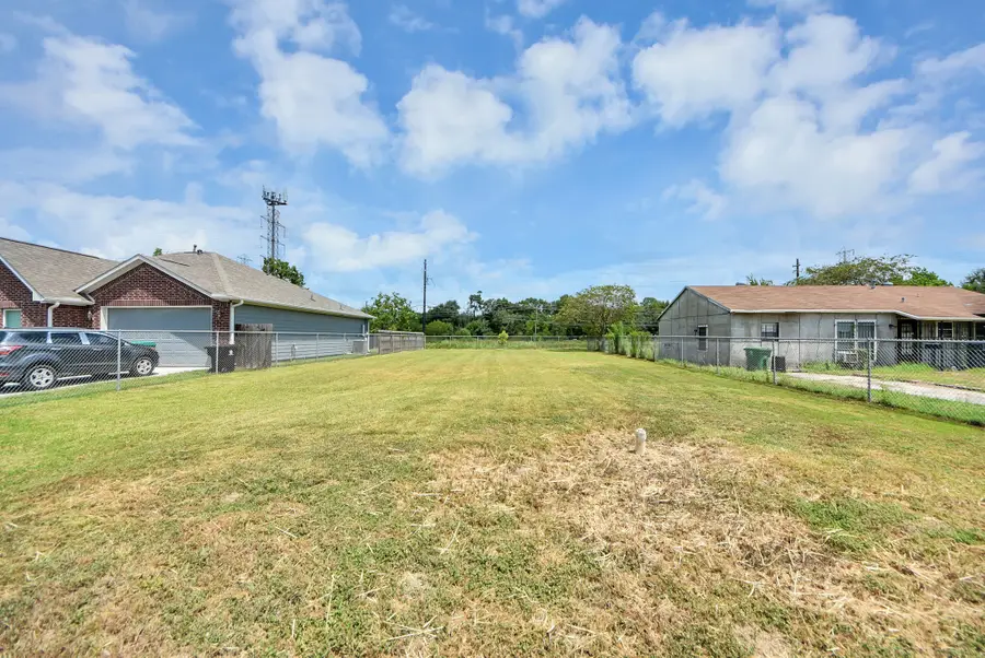 5743 Rue Street, Houston, TX 77033 - #3