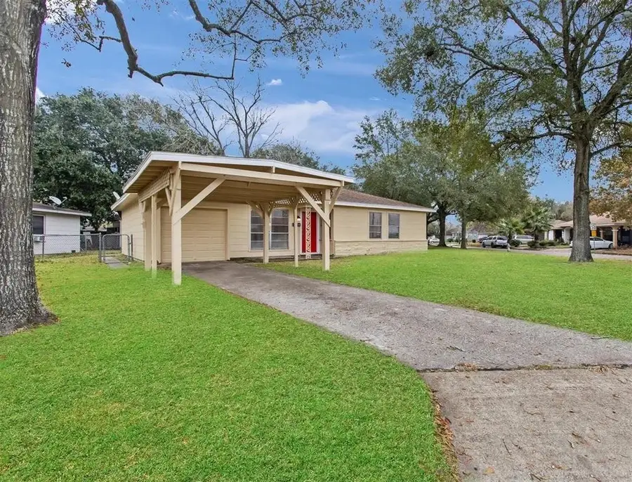 1000 S Shepherd Drive, Baytown, TX 77520 - #3