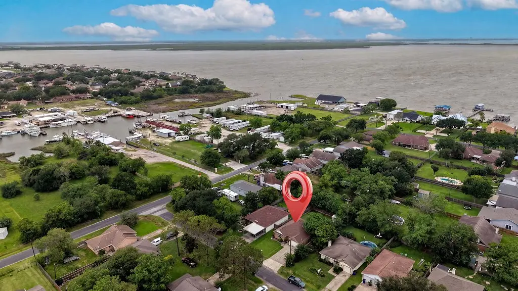 1916 41st Avenue N, Texas City, TX 77590 - #1