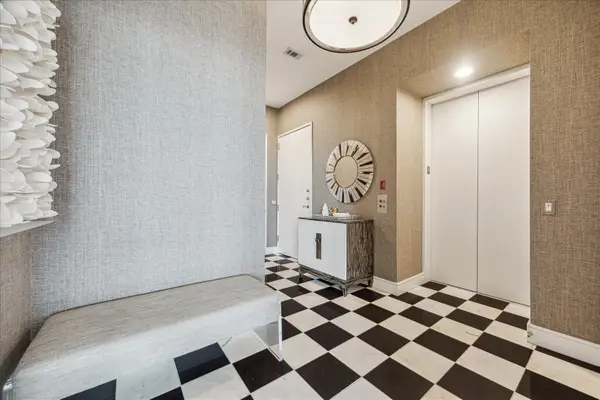 2727 Kirby Drive #16C, Houston, TX 77098