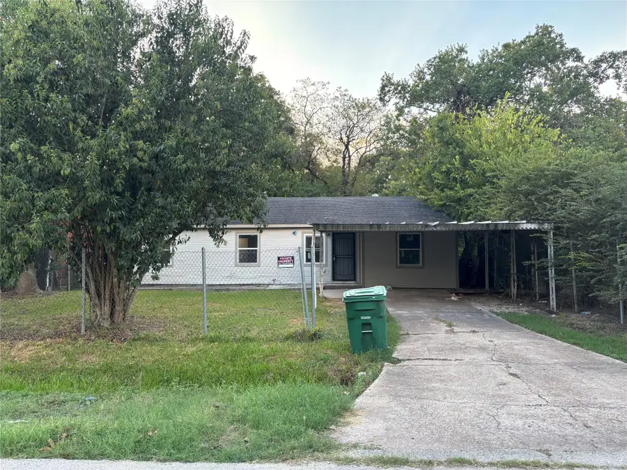 10010 Cathedral Drive, Houston, TX 77051 - #2