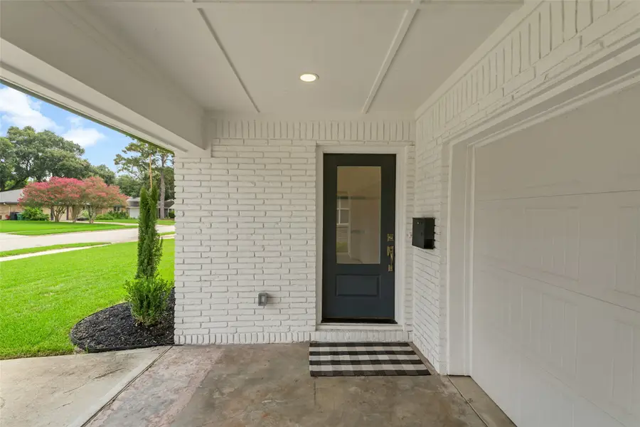 5439 Kinglet Street, Houston, TX 77096 - #3