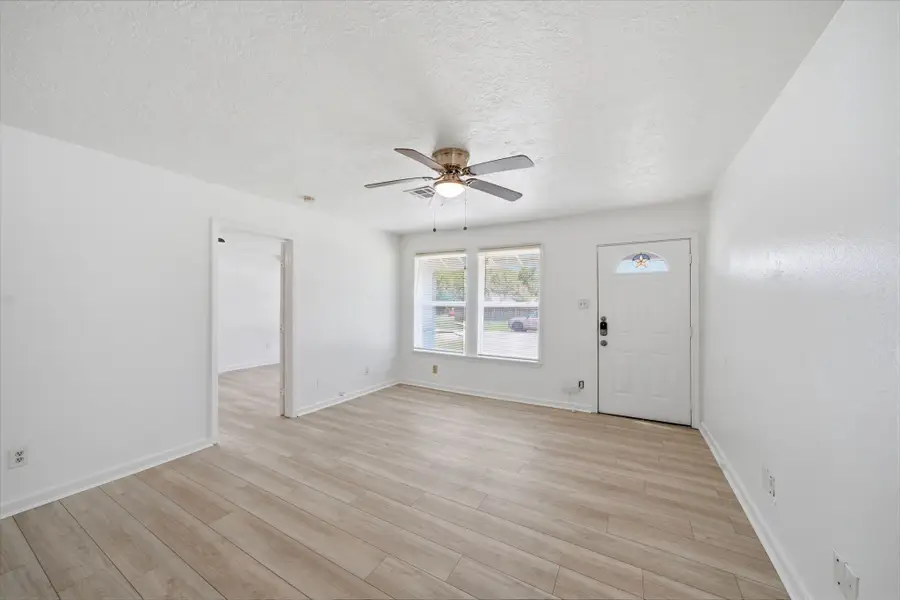 5330 Pershing Street, Houston, TX 77033 - #3