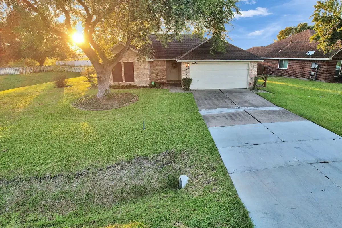 2320 Caroline Street, Dickinson, TX 77539 - Image #1