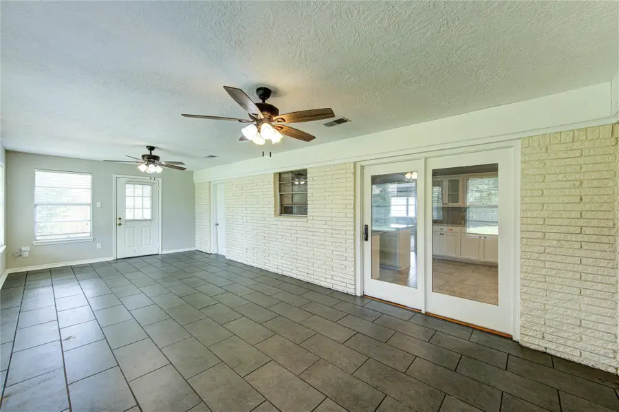 1009 Susan Street, Dayton, TX 77535 - #3