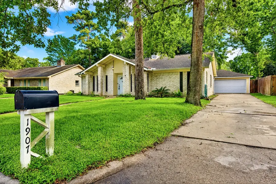 1907 Round Spring Drive, Houston, TX 77339 - #3