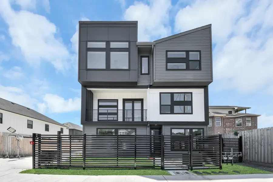 5030 Mallow Street #C, Houston, TX 77033 - #2