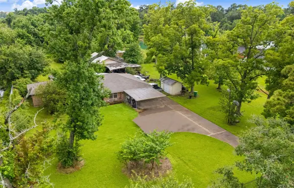 8406 E Mount Houston Road, Houston, TX 77050