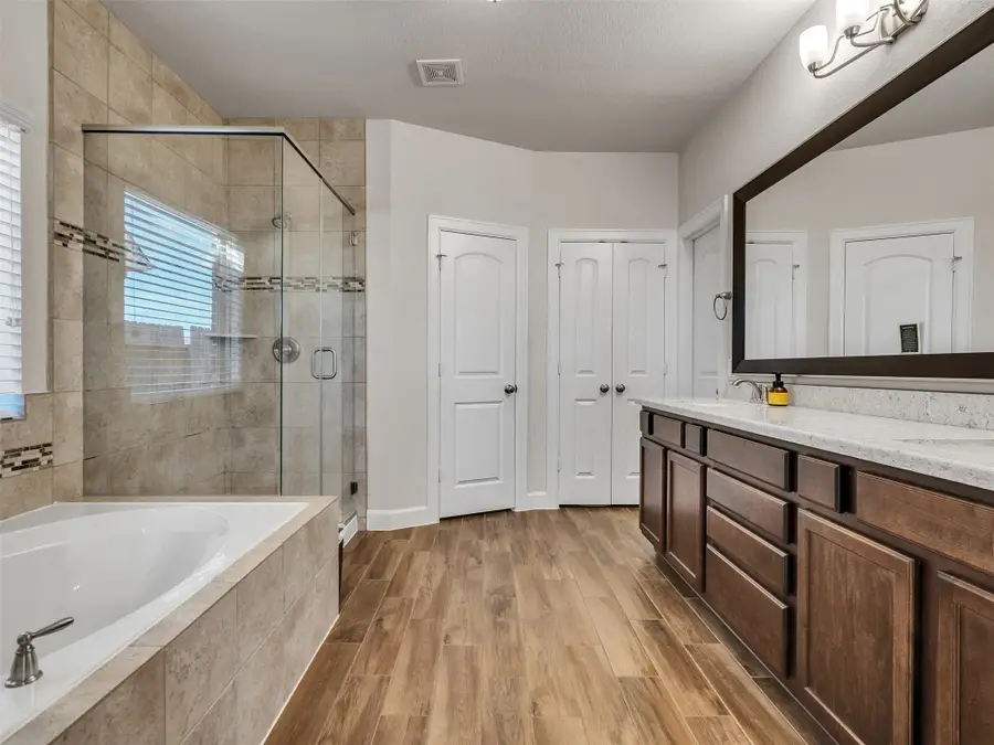 6222 Western Pine Drive, League City, TX 77573 - Image #3