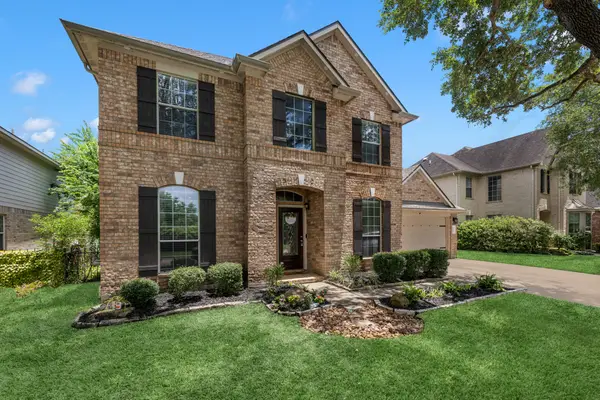 2519 Fair Oak Street, Pearland, TX 77584