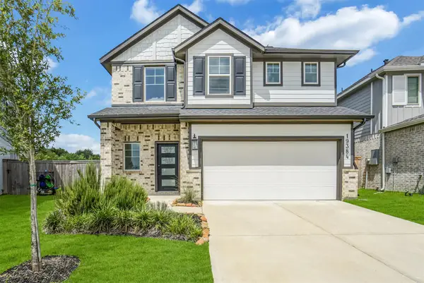 19384 Poppy Village Circle, Magnolia, TX 77355
