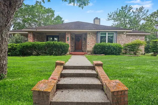 10819 Jaycreek Drive, Houston, TX 77070