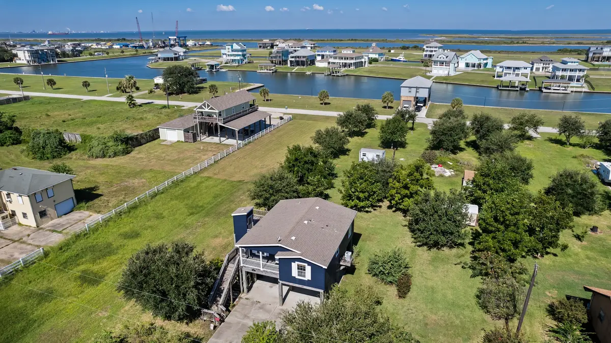 2005 Madison Avenue, Port Bolivar, TX 77650 - Image #1