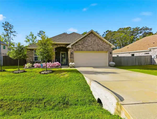 658 W Linnwood Drive, New Caney, TX 77357
