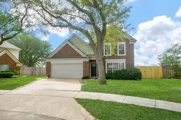 4015 Greenwood Drive, Pearland, TX 77584