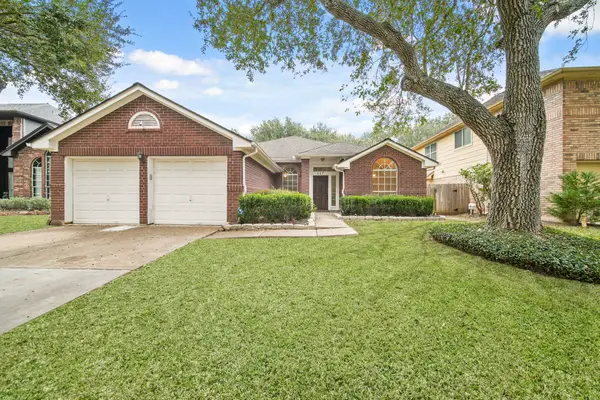 127 Selkirk Drive, Sugar Land, TX 77479
