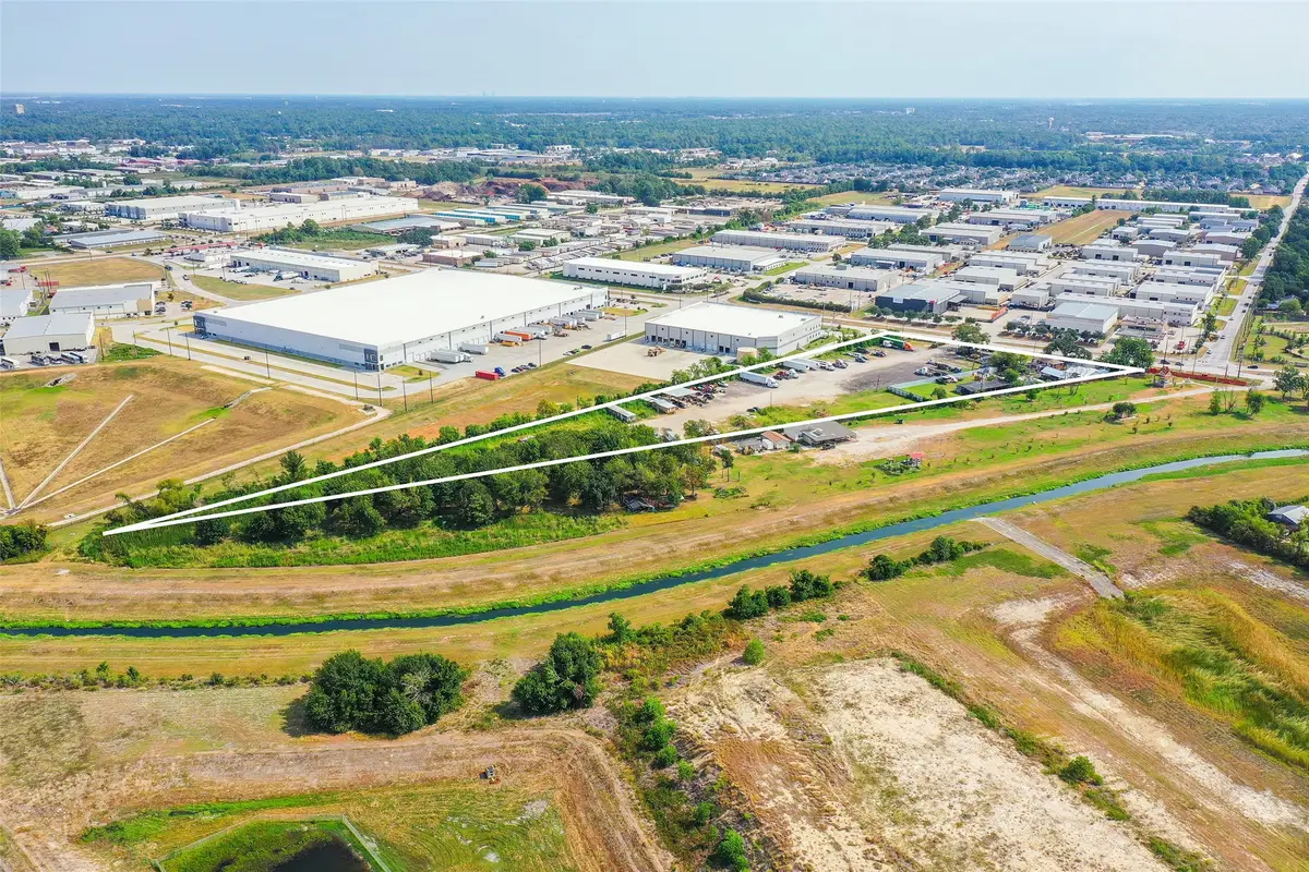 11615 Cutten Road, Houston, TX 77066 - Image #1