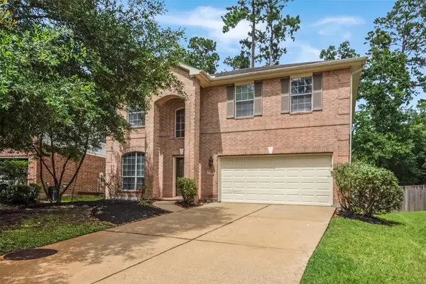 75 N Spinning Wheel Circle, The Woodlands, TX 77382
