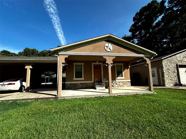 629 Hidden Oaks Drive, Point Blank, TX 77364