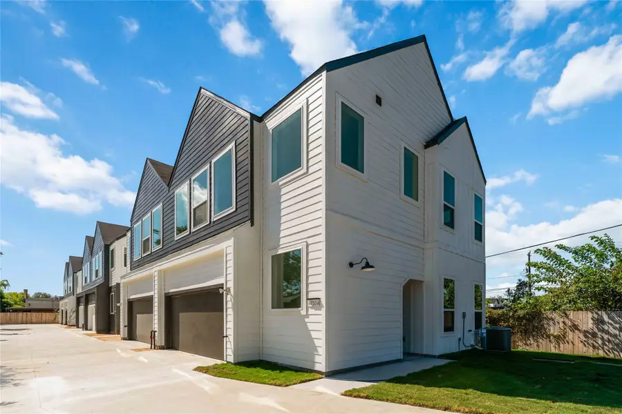 4710 Mallow Street #A/B, Houston, TX 77033 - Image #2