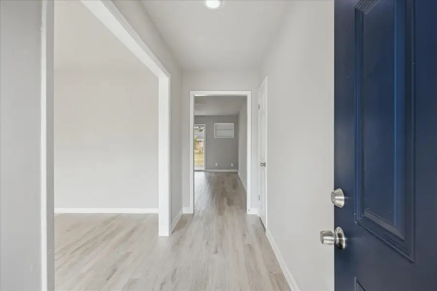 5922 Fontenelle Drive, Houston, TX 77035 - Image #2