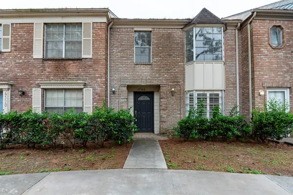 17108 Beaver Springs Drive #8, Houston, TX 77090