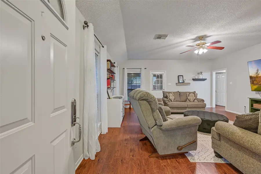 211 Live Oak Lane, Friendswood, TX 77546 - #3