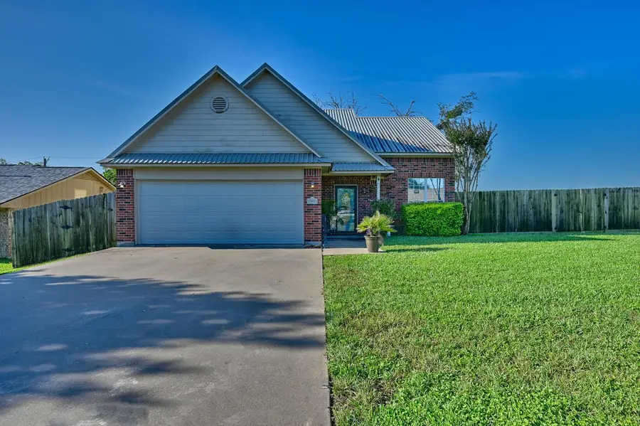 1200 Cheyenne Drive, Brenham, TX 77833 - #2