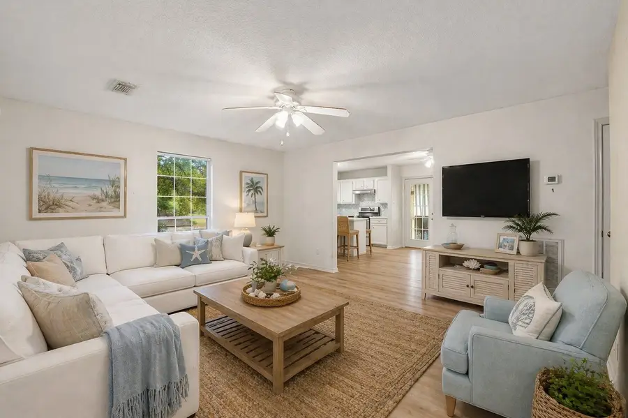 38 Woodbranch Drive, New Caney, TX 77357 - #2