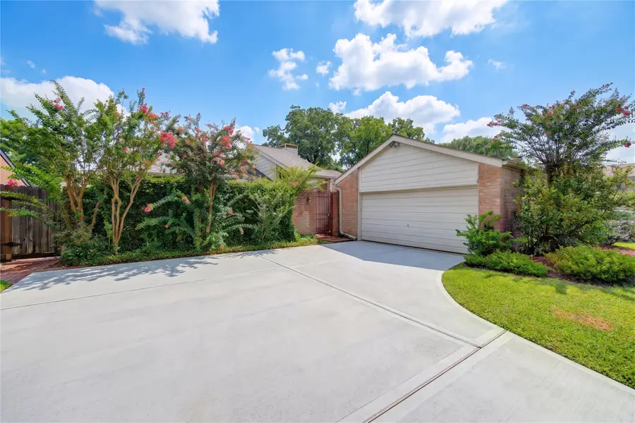 2122 Woodland Springs Street, Houston, TX 77077 - #2
