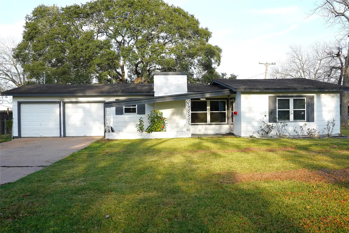 1202 Mac Drive, Sweeny, TX 77480 - Image #1