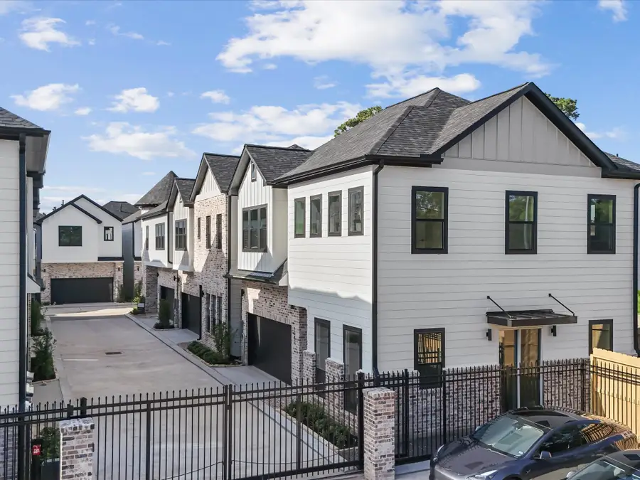 2598 W Tidwell Road, Houston, TX 77091 - Image #3