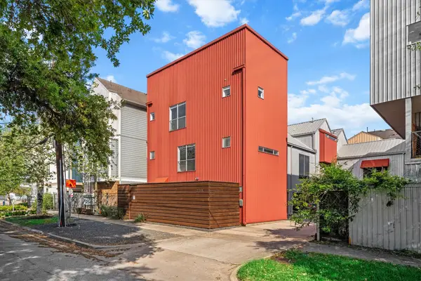 2711 Chenevert Street, Houston, TX 77004