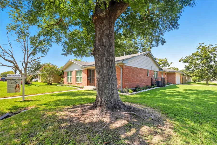 3923 Hickok Lane, Houston, TX 77047 - Image #2