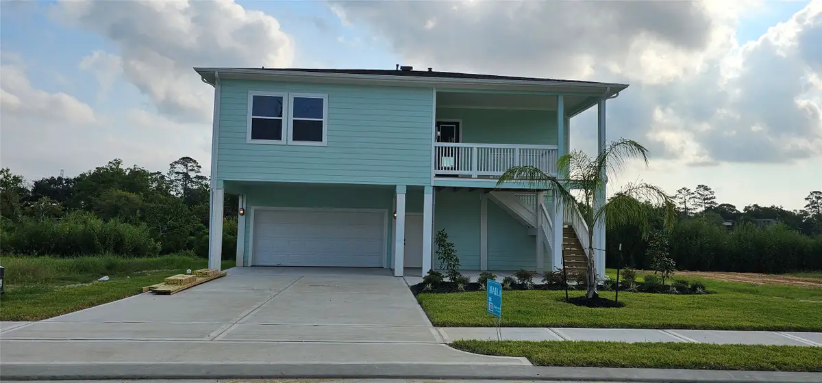 3801 Peacock Isle Drive, Dickinson, TX 77539 - Image #1