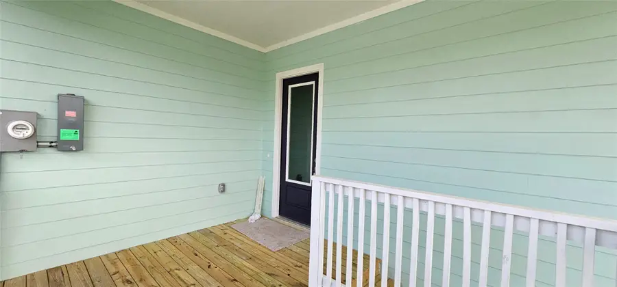 3801 Peacock Isle Drive, Dickinson, TX 77539 - Image #2