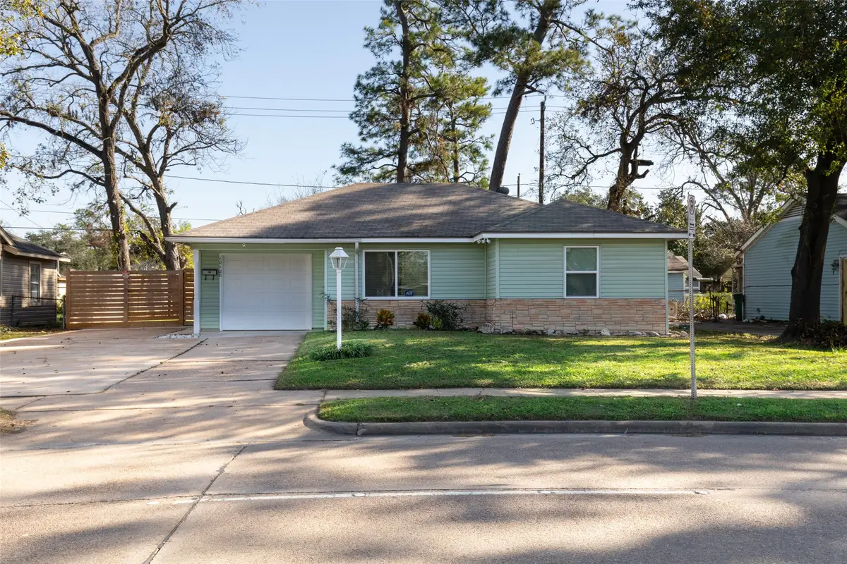 10128 Homestead Road, Houston, TX 77016 - Image #1