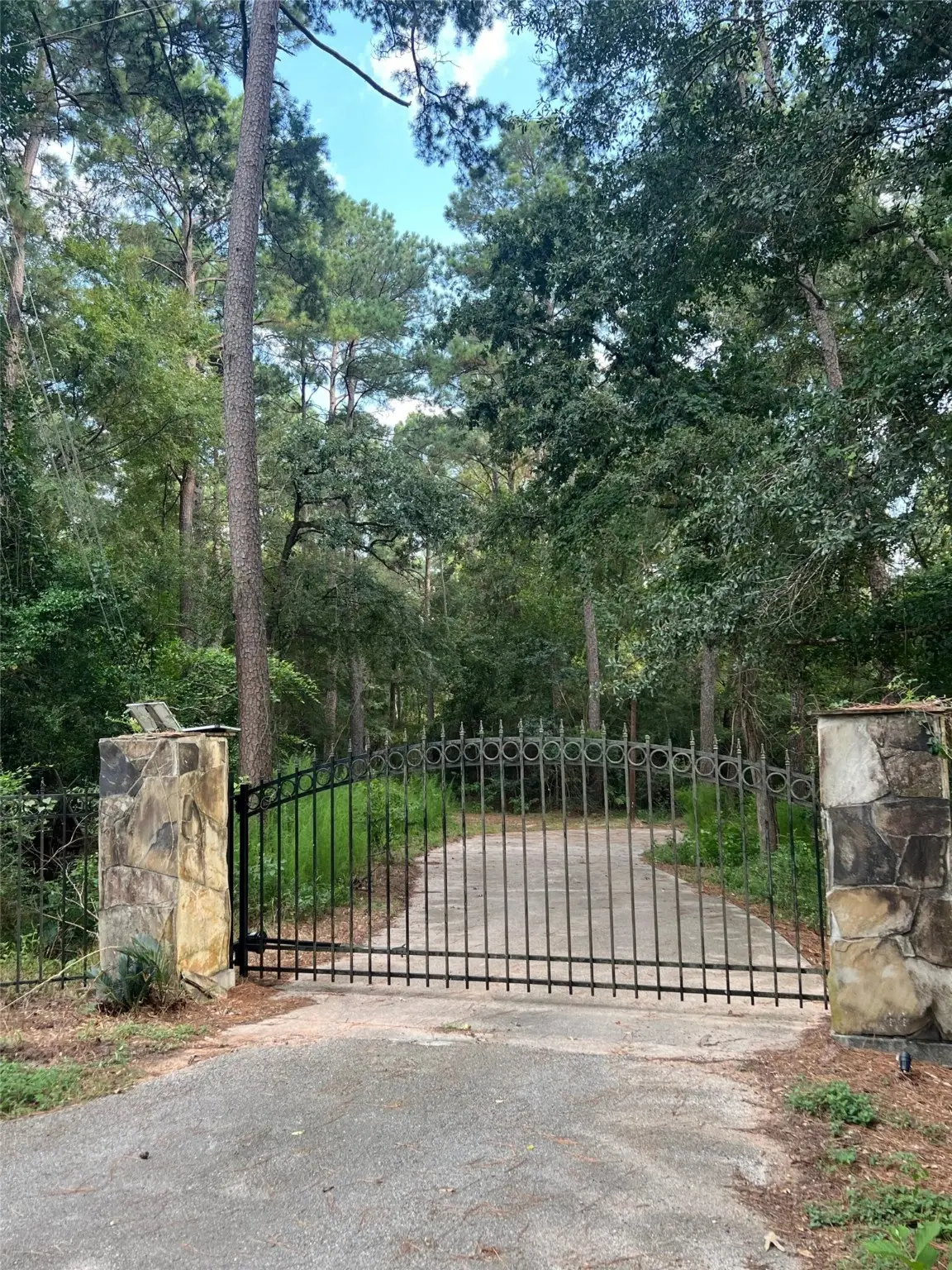 30403 Walnut Creek Road, Magnolia, TX 77355 - Image #1