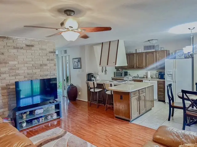 15610 Briar Spring Court, Stafford Missouri City, TX 77489 - Image #3