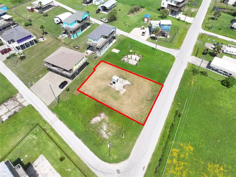 865 S Crystal Beach Road, Crystal Beach, TX 77650 - #3